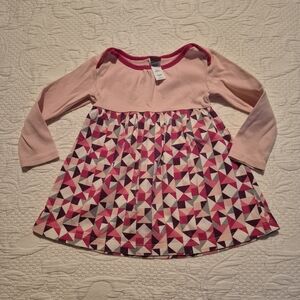 Tea Collection girls 18-24 months pink red with triangle bottom design marks
